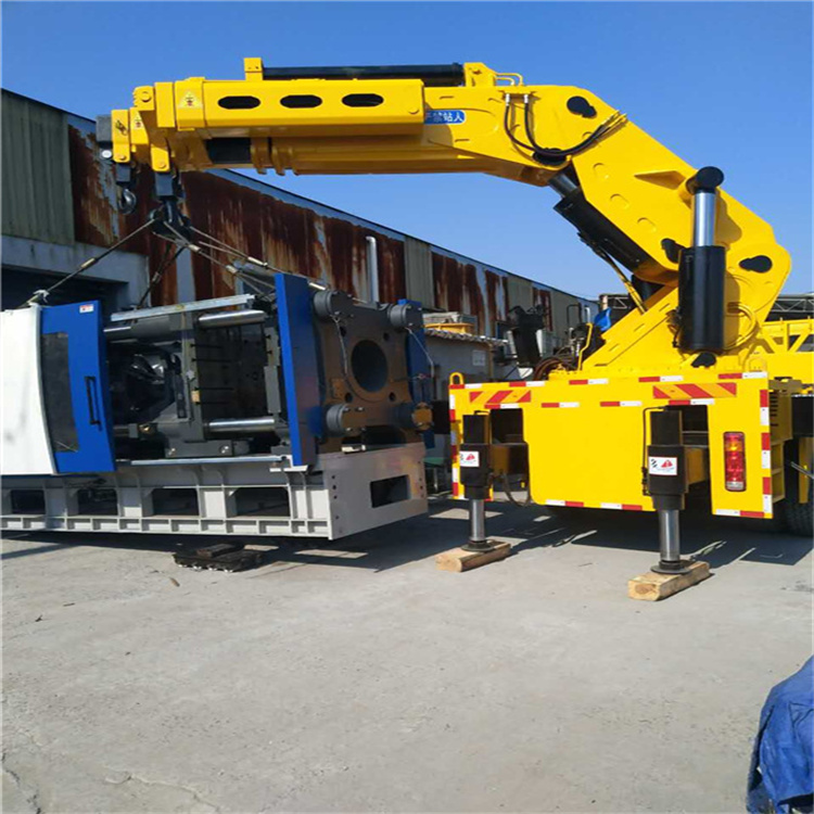 涿鹿县 大吨位折臂吊出租费用解析：一小时租赁多少钱